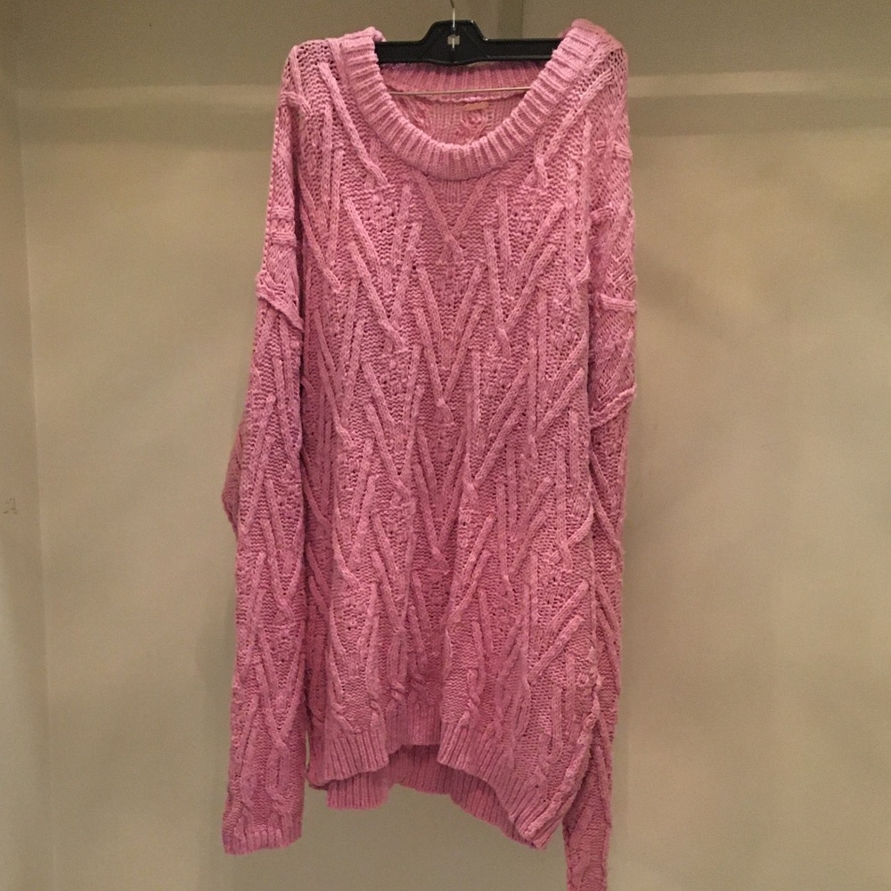 Free People never worn oversized sweater